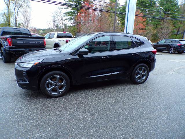 Certified 2024 Ford Escape ST-Line w/ Tech Pack #1 AWD/4WD image 4