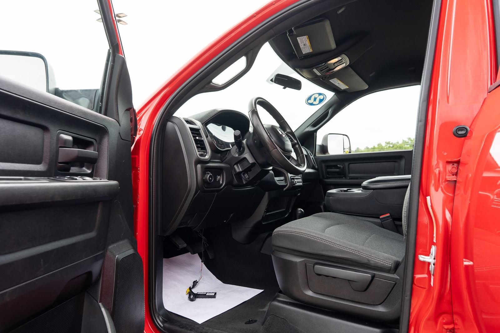 Used 2022 RAM 3500 Tradesman AWD/4WD image 18