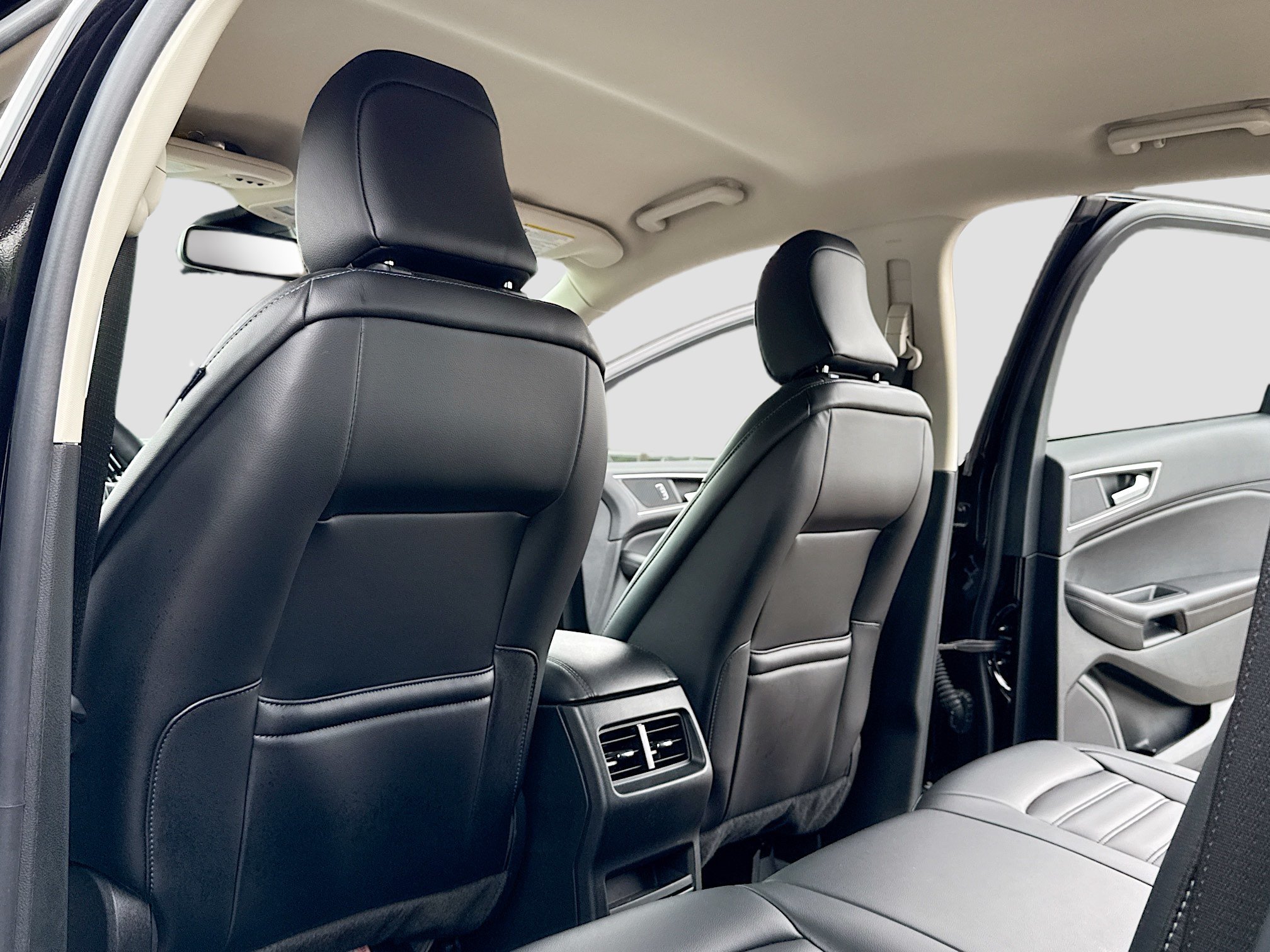 Certified 2023 Ford Edge SEL w/ Convenience Package AWD/4WD image 6