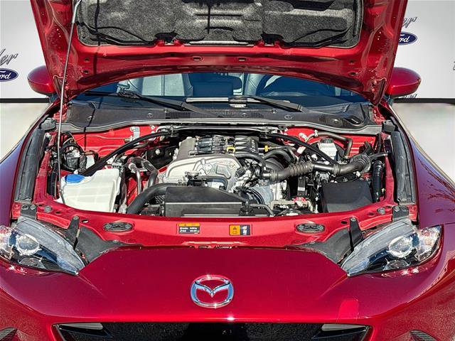 Used 2021 MAZDA MX-5 Miata RF Grand Touring RWD image 26