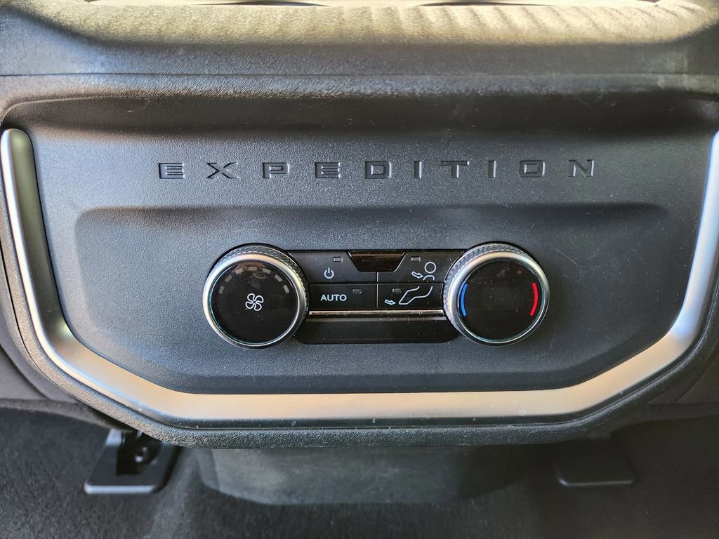 Certified 2025 Ford Expedition Max Active image 29