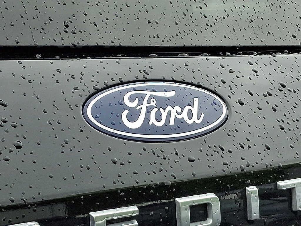Certified 2025 Ford Expedition Active AWD/4WD image 31