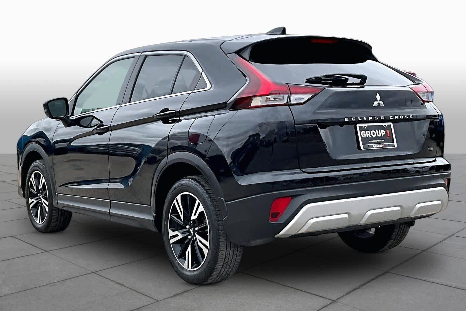 Used 2024 Mitsubishi Eclipse Cross SE AWD/4WD image 12