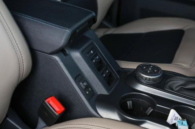 Certified 2024 Ford Bronco Wildtrak AWD/4WD image 33