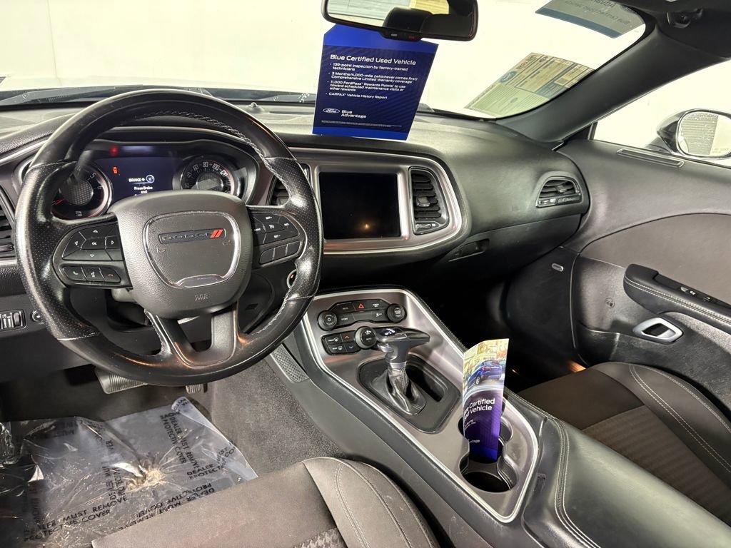 Used 2022 Dodge Challenger SXT w/ Blacktop Package image 25