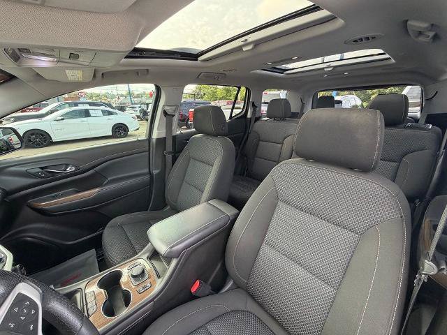 Used 2021 GMC Acadia SLE w/ Driver Convenience Package FWD image 11