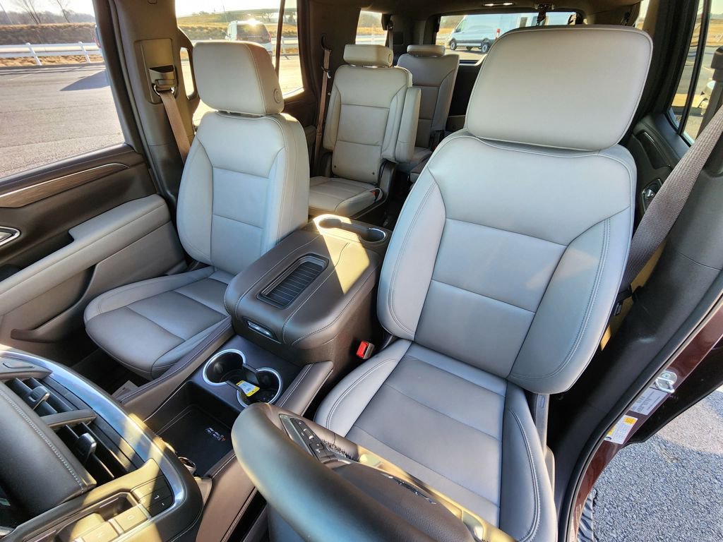 Used 2023 Chevrolet Tahoe Z71 w/ Luxury Package image 10