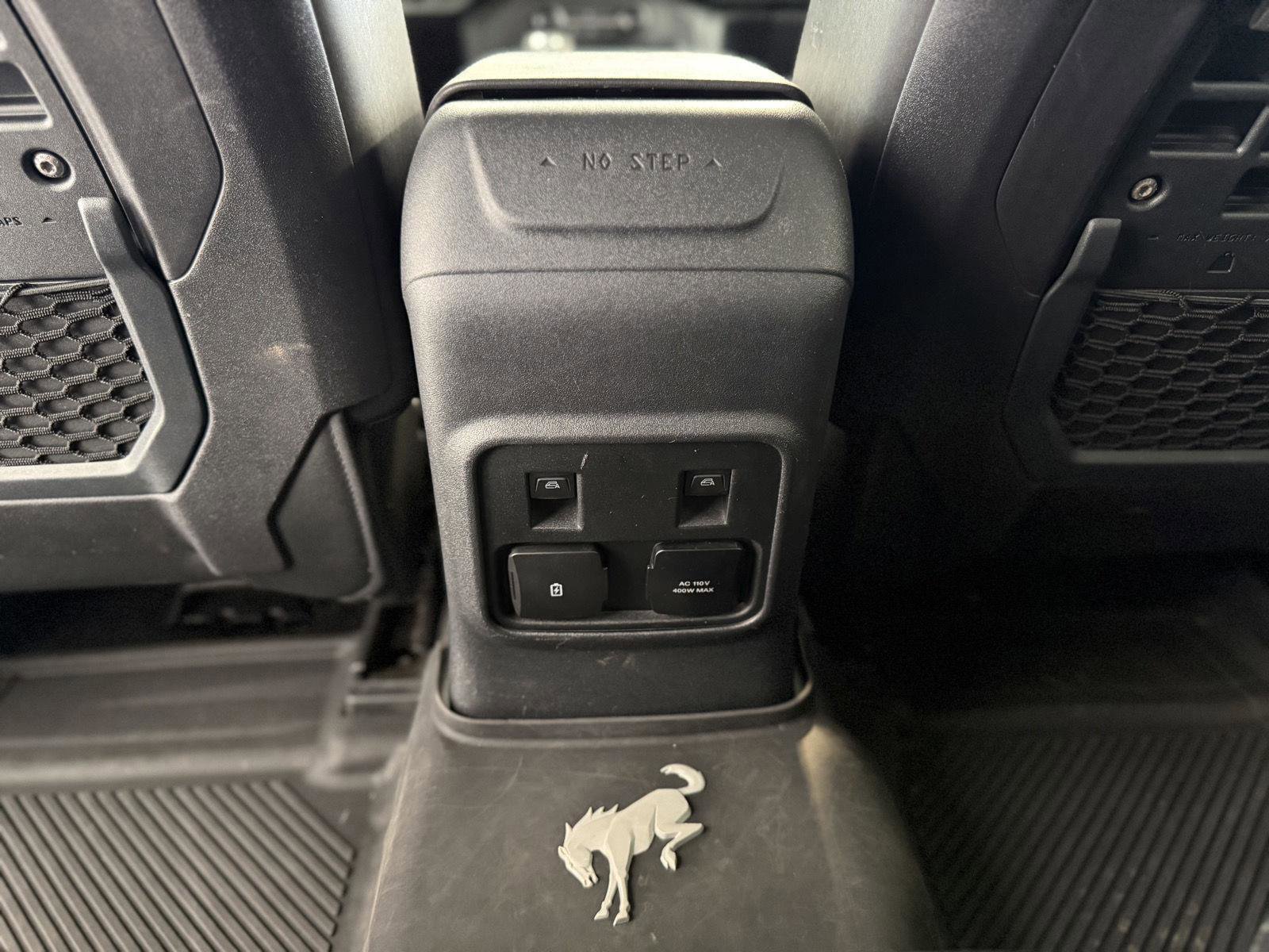 Certified 2021 Ford Bronco Black Diamond w/ Sasquatch Package image 23