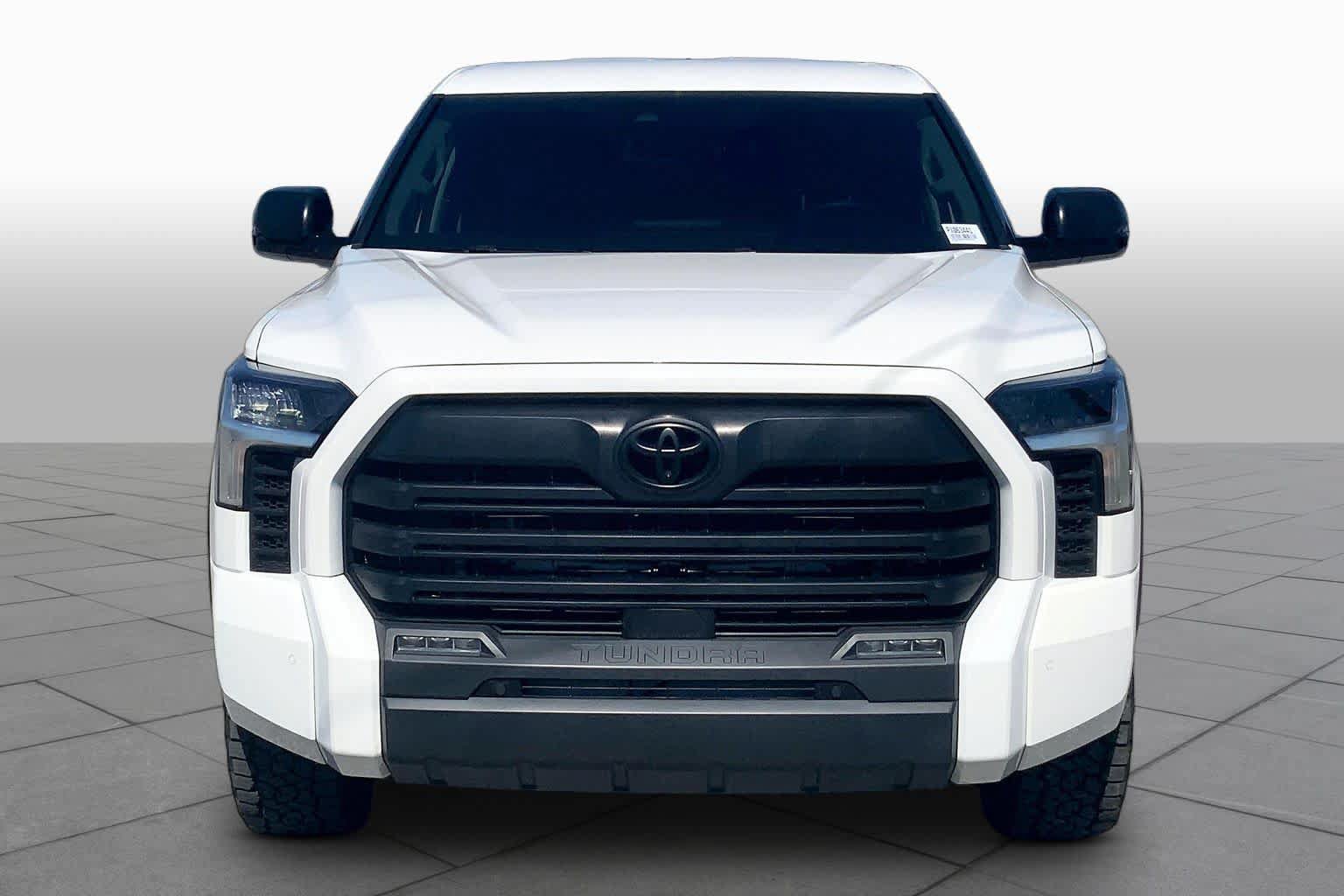 Used 2023 Toyota Tundra SR5 w/ SR5 Convenience Package AWD/4WD image 4