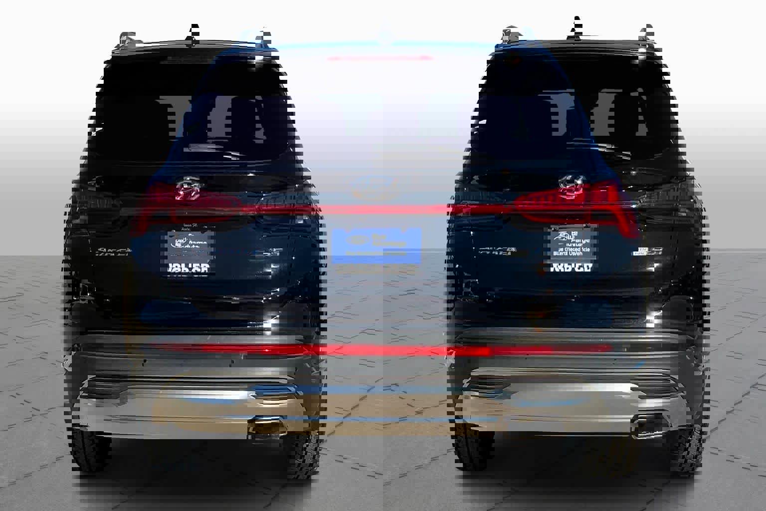 Used 2023 Hyundai Santa Fe Limited image 2