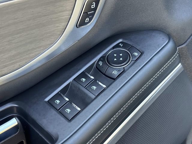 Certified 2025 Ford Expedition Max Platinum image 26