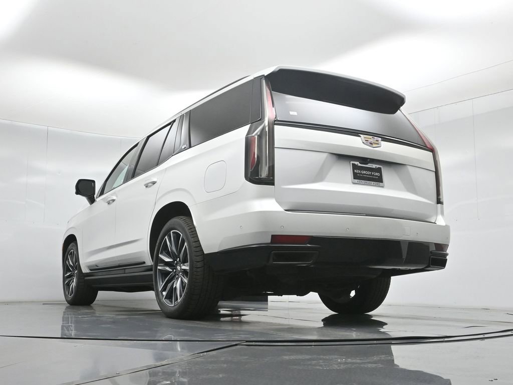 Used 2022 Cadillac Escalade Sport w/ Touring Package AWD/4WD image 53