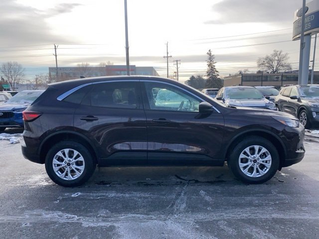 Certified 2023 Ford Escape Active image 2