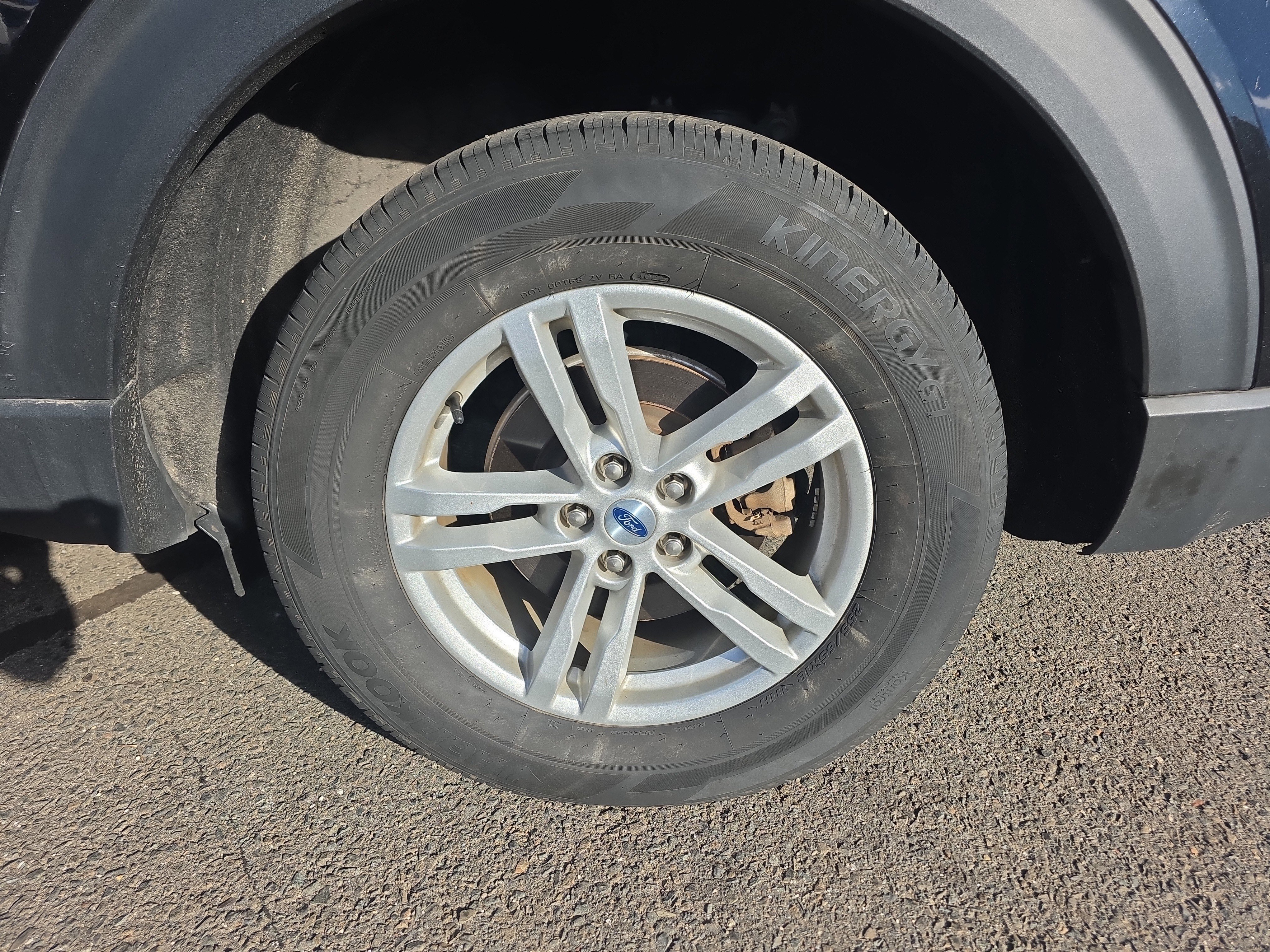 Certified 2022 Ford Explorer XLT w/ Equipment Group 202A image 13