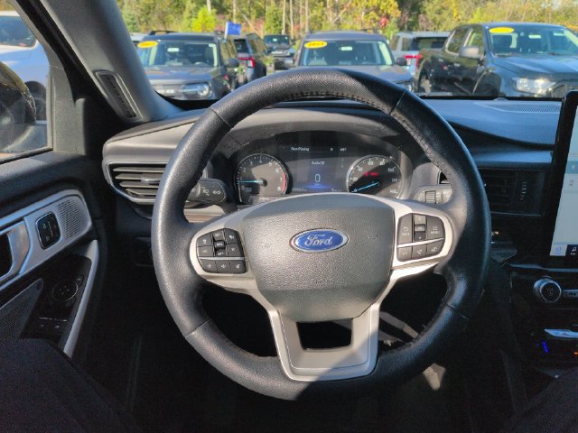 Certified 2023 Ford Explorer Limited w/ Limited Technology Package AWD/4WD image 33