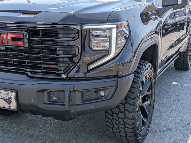 Used 2024 GMC Sierra 1500 AT4X image 10