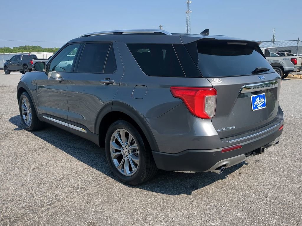 Certified 2022 Ford Explorer Limited w/ Equipment Group 301A RWD image 5