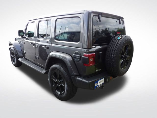 Used 2022 Jeep Wrangler Unlimited Sahara AWD/4WD image 11