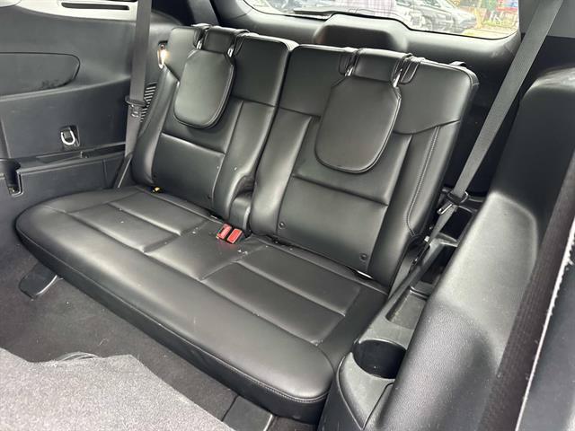Certified 2023 Ford Explorer XLT w/ Equipment Group 202A AWD/4WD image 30