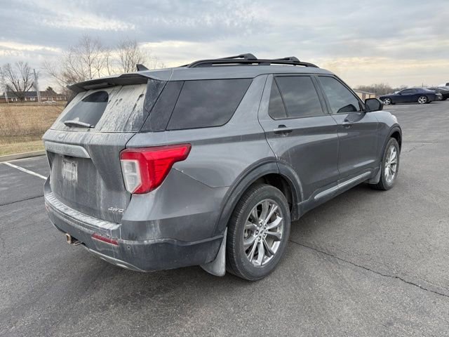 Certified 2021 Ford Explorer XLT w/ Equipment Group 202A image 5