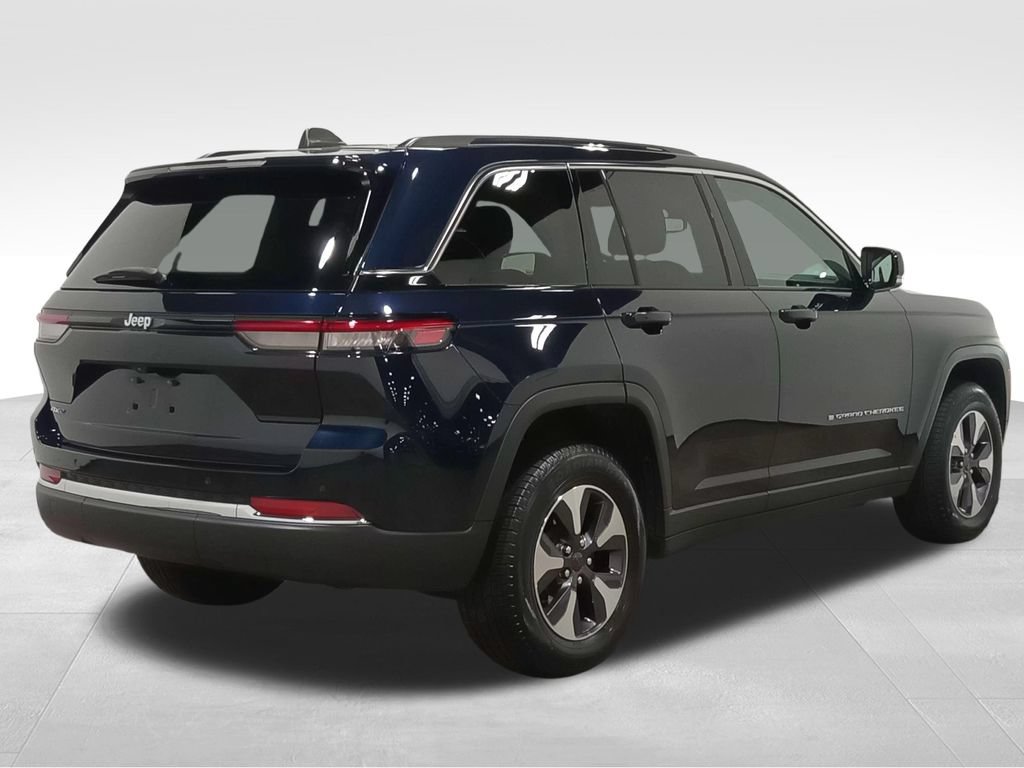Used 2024 Jeep Grand Cherokee Limited 4xe AWD/4WD image 3