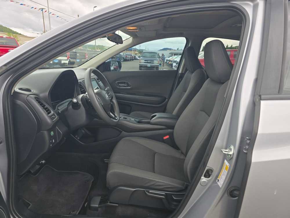 Used 2022 Honda HR-V EX image 9