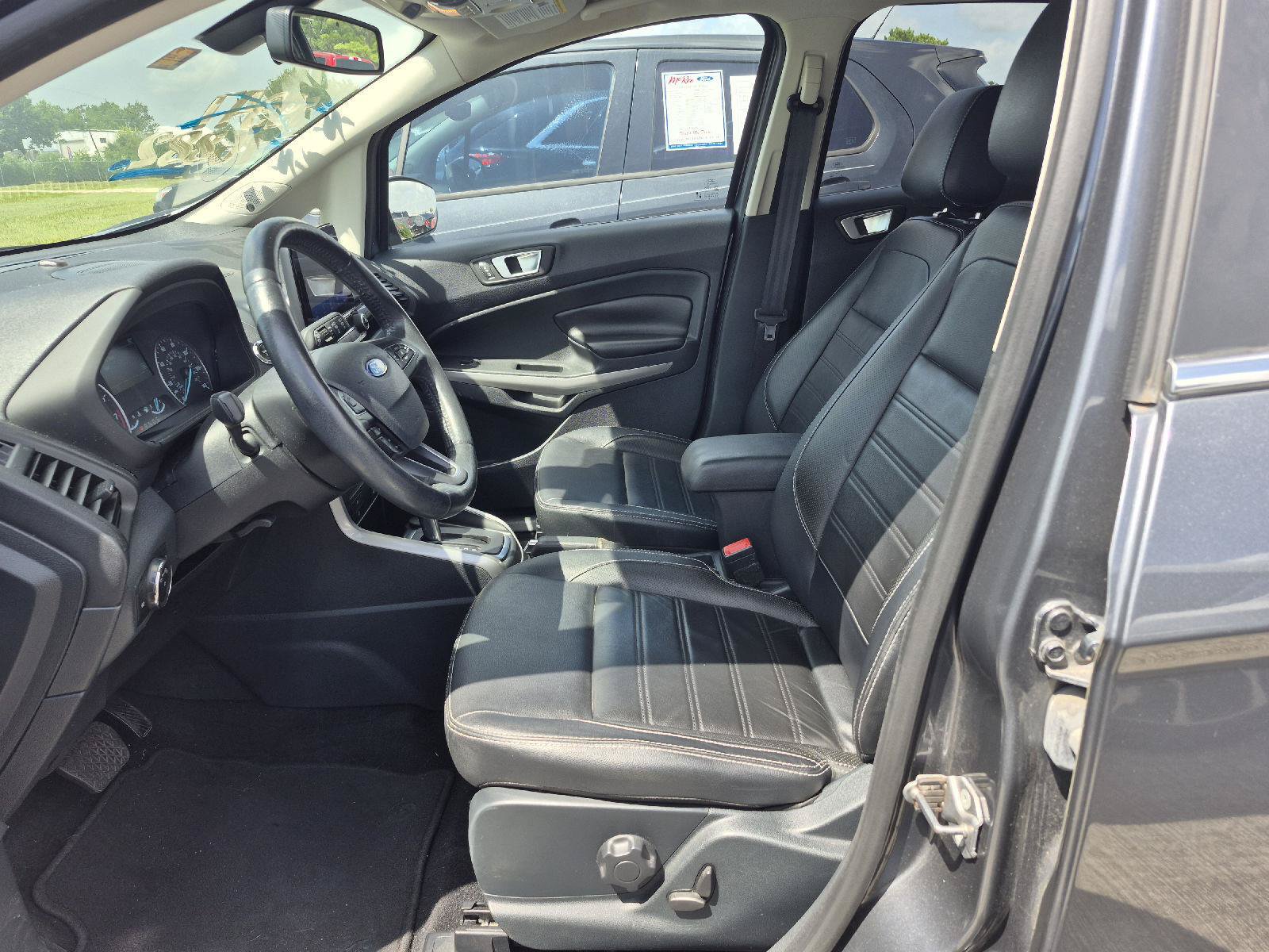 Certified 2020 Ford EcoSport Titanium FWD image 2