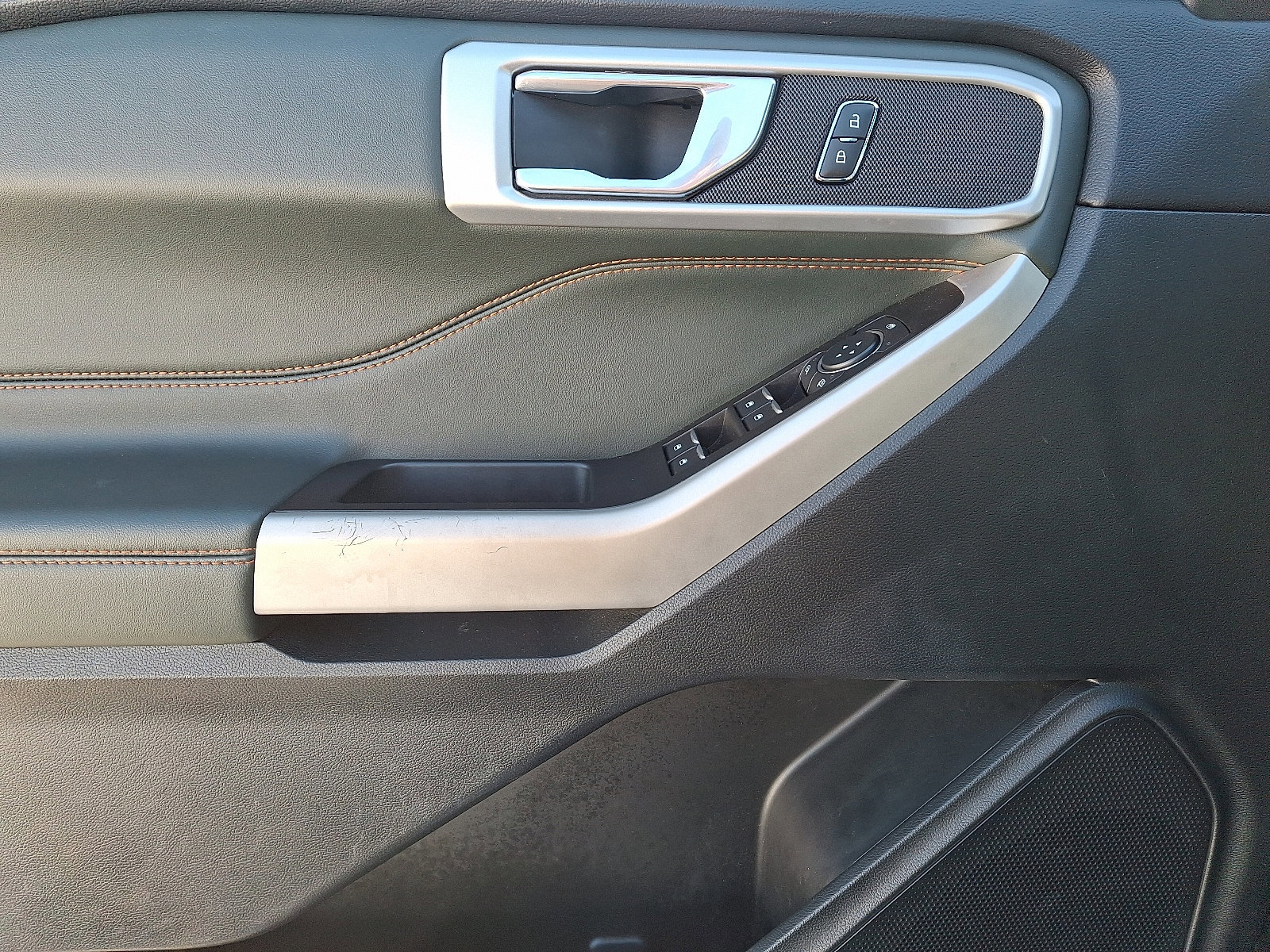 Certified 2022 Ford Explorer Timberline image 12