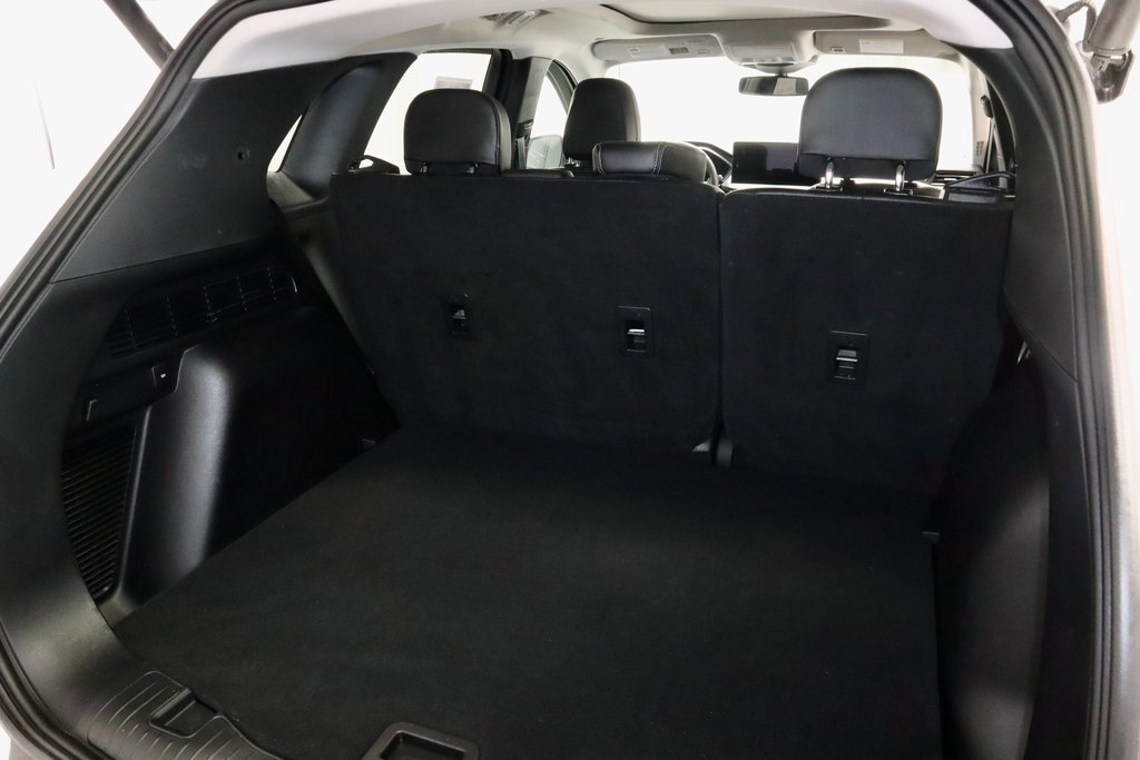 Certified 2024 Ford Escape SE w/ PHEV Premium Package image 16