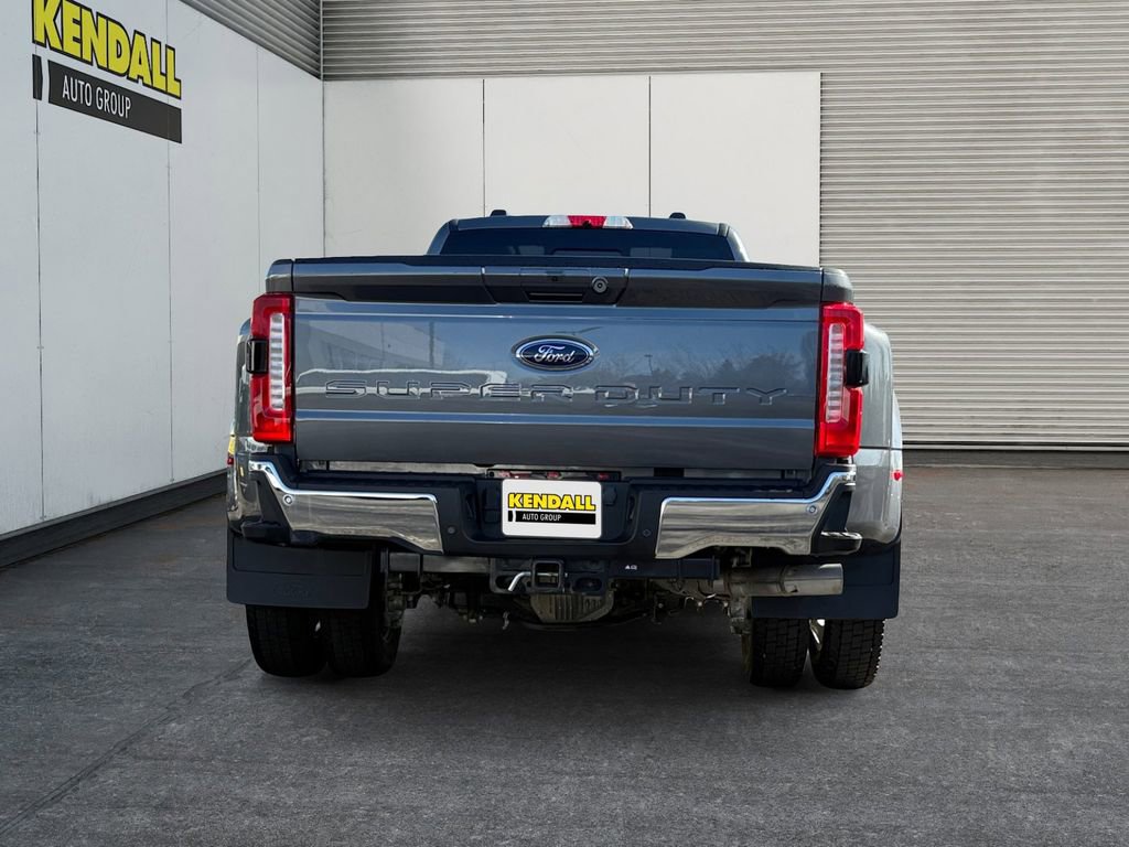 Certified 2023 Ford F450 Lariat w/ Camper Package AWD/4WD image 4