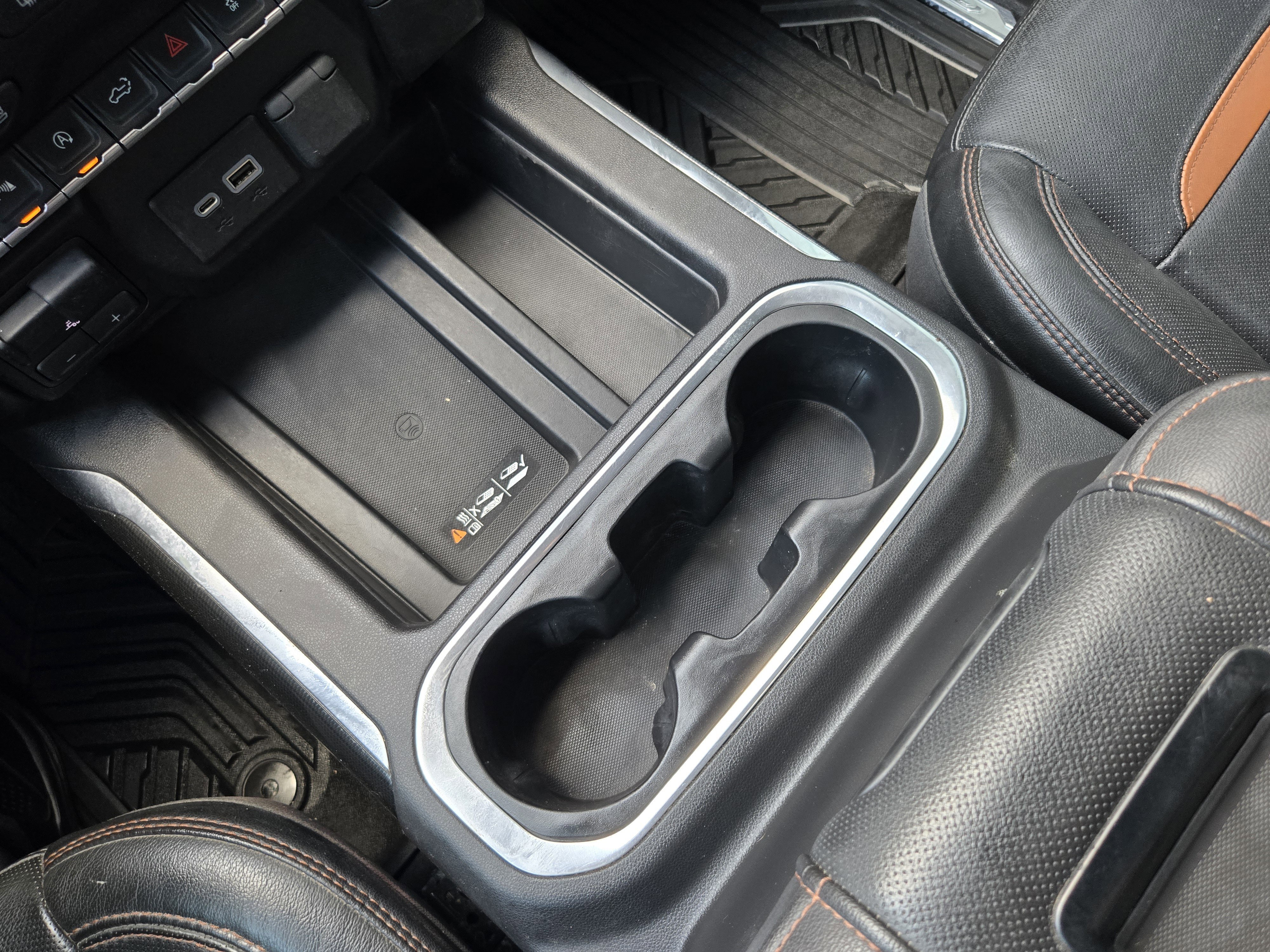 Used 2020 GMC Sierra 1500 AT4 w/ AT4 Premium Package image 15