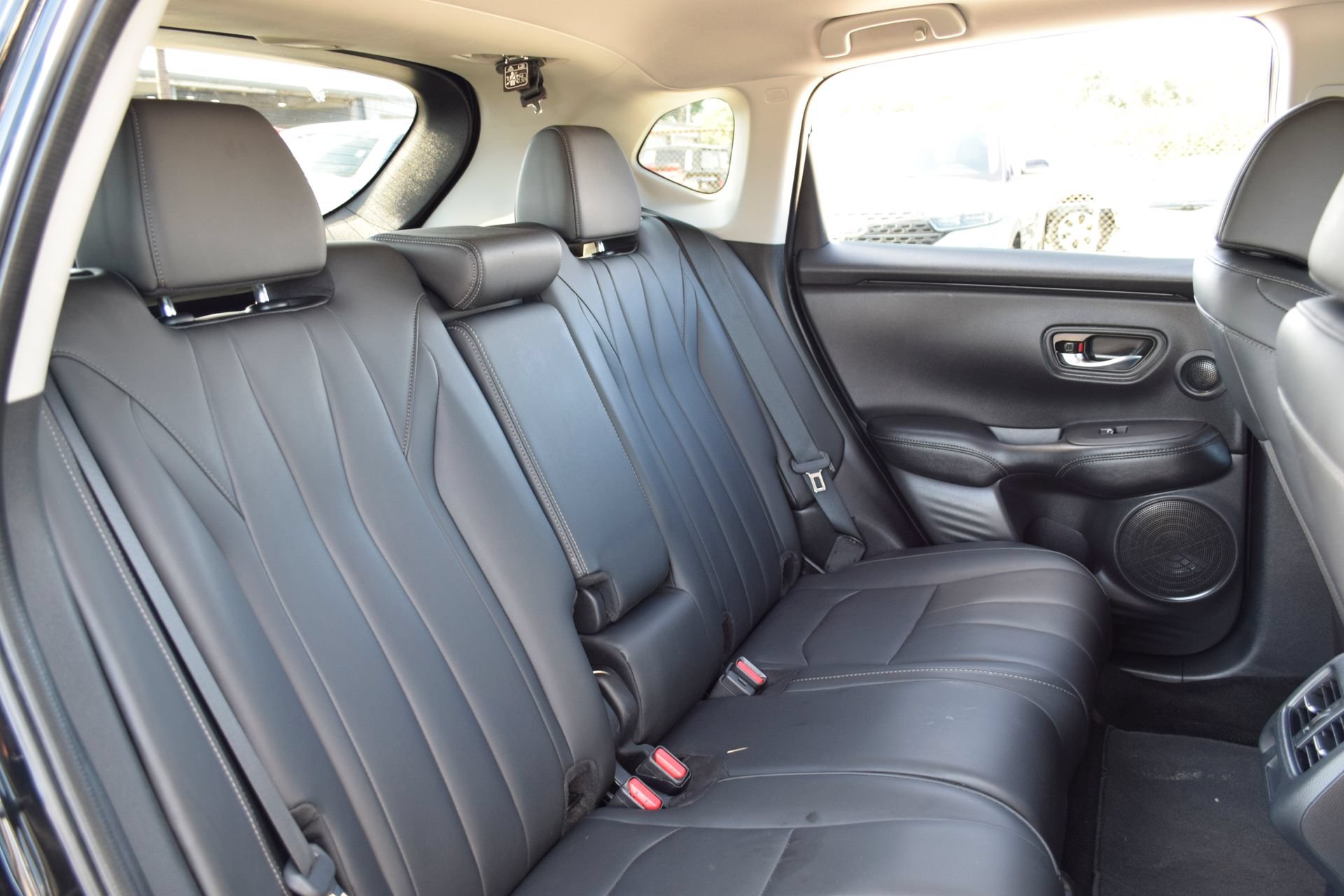 Used 2025 Acura ADX AWD image 21