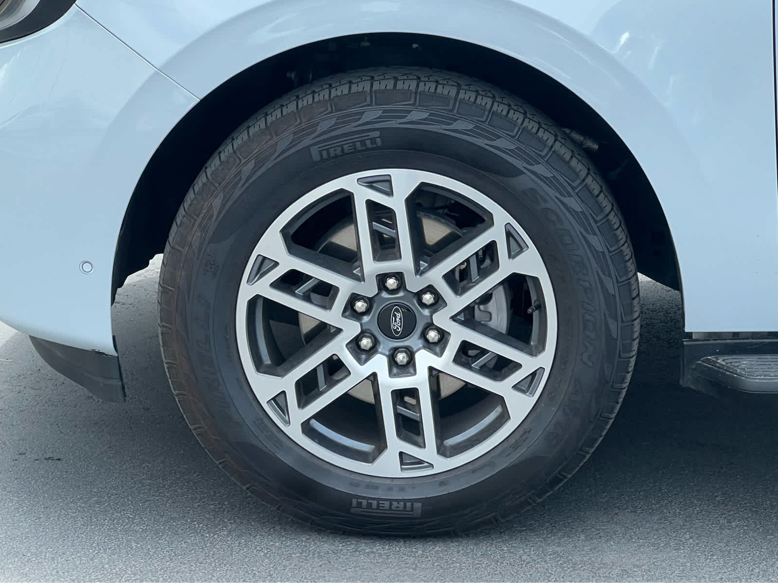 Certified 2025 Ford Expedition Active AWD/4WD image 13