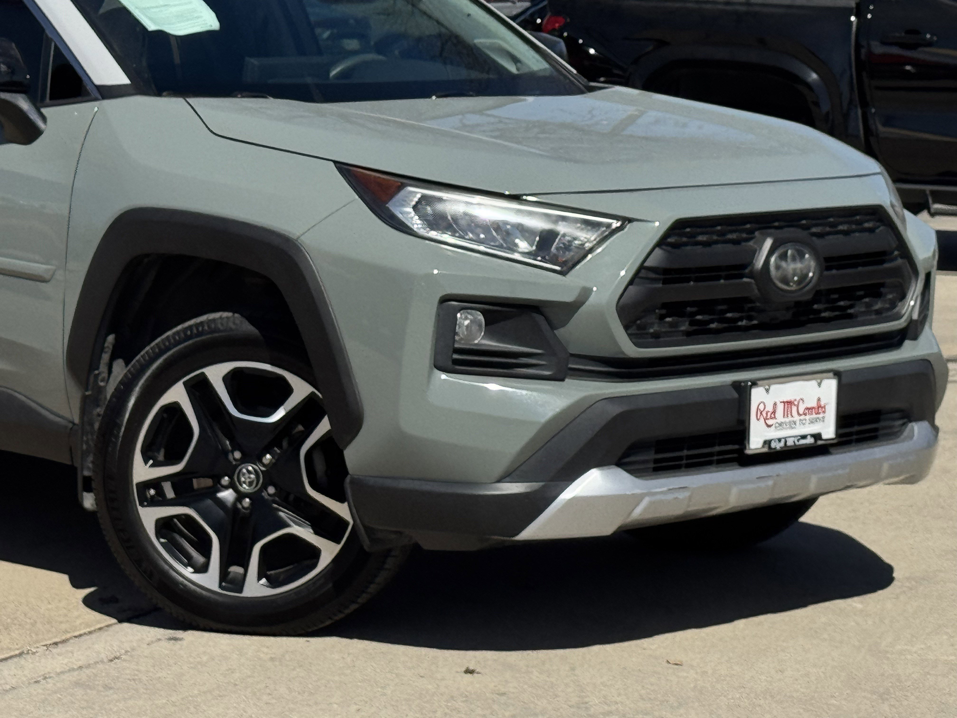 Used 2019 Toyota RAV4 Adventure image 2
