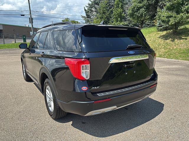 Certified 2024 Ford Explorer XLT w/ Equipment Group 202A AWD/4WD image 2