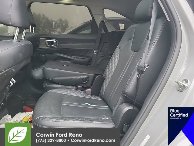 Used 2022 Kia Sorento SX Prestige image 21