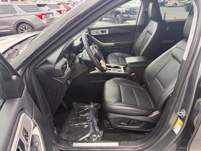 Certified 2024 Ford Explorer Limited w/ Equipment Group 301A AWD/4WD image 11