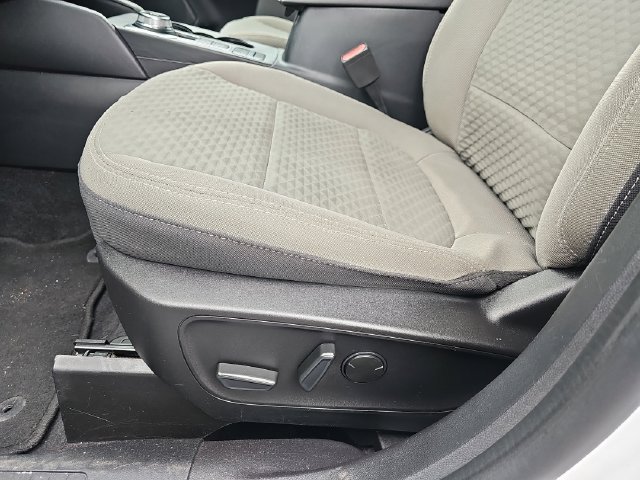 Certified 2022 Ford Escape SE w/ Convenience Package FWD image 19