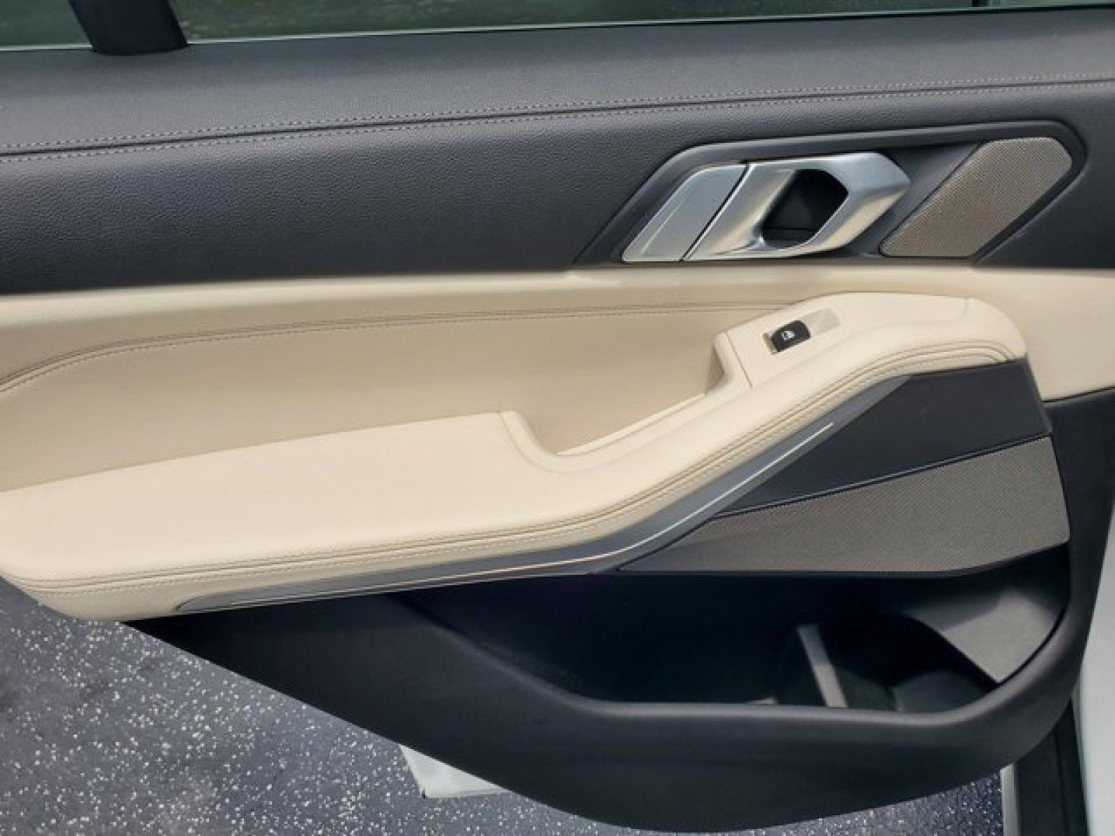 Used 2021 BMW X5 xDrive45e w/ Premium Package image 31