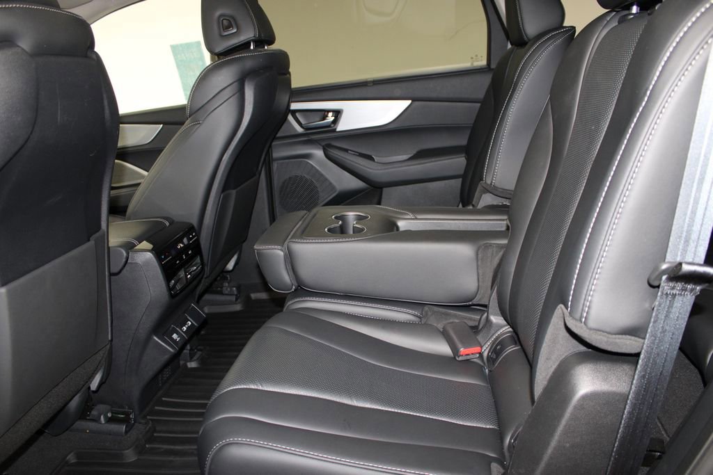 Used 2023 Acura MDX SH-AWD w/ Technology Package image 26