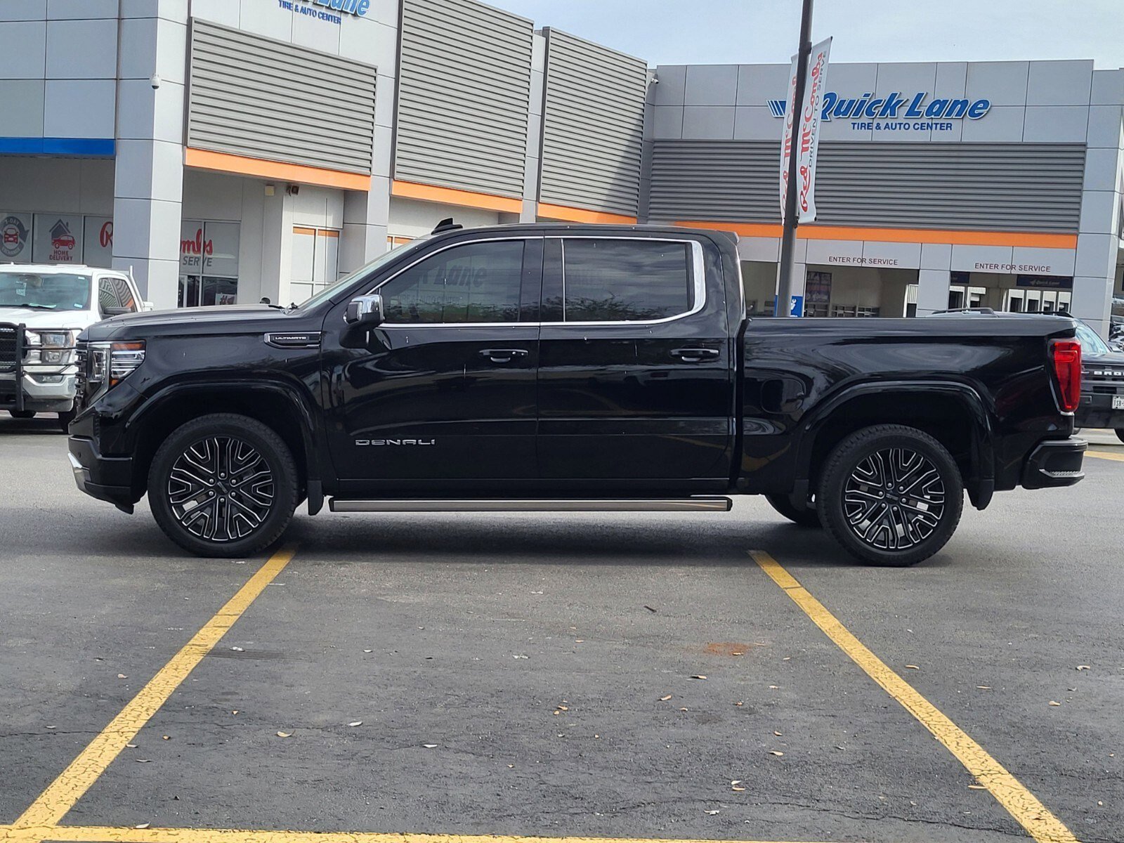 Used 2022 GMC Sierra 1500 Denali Ultimate image 6