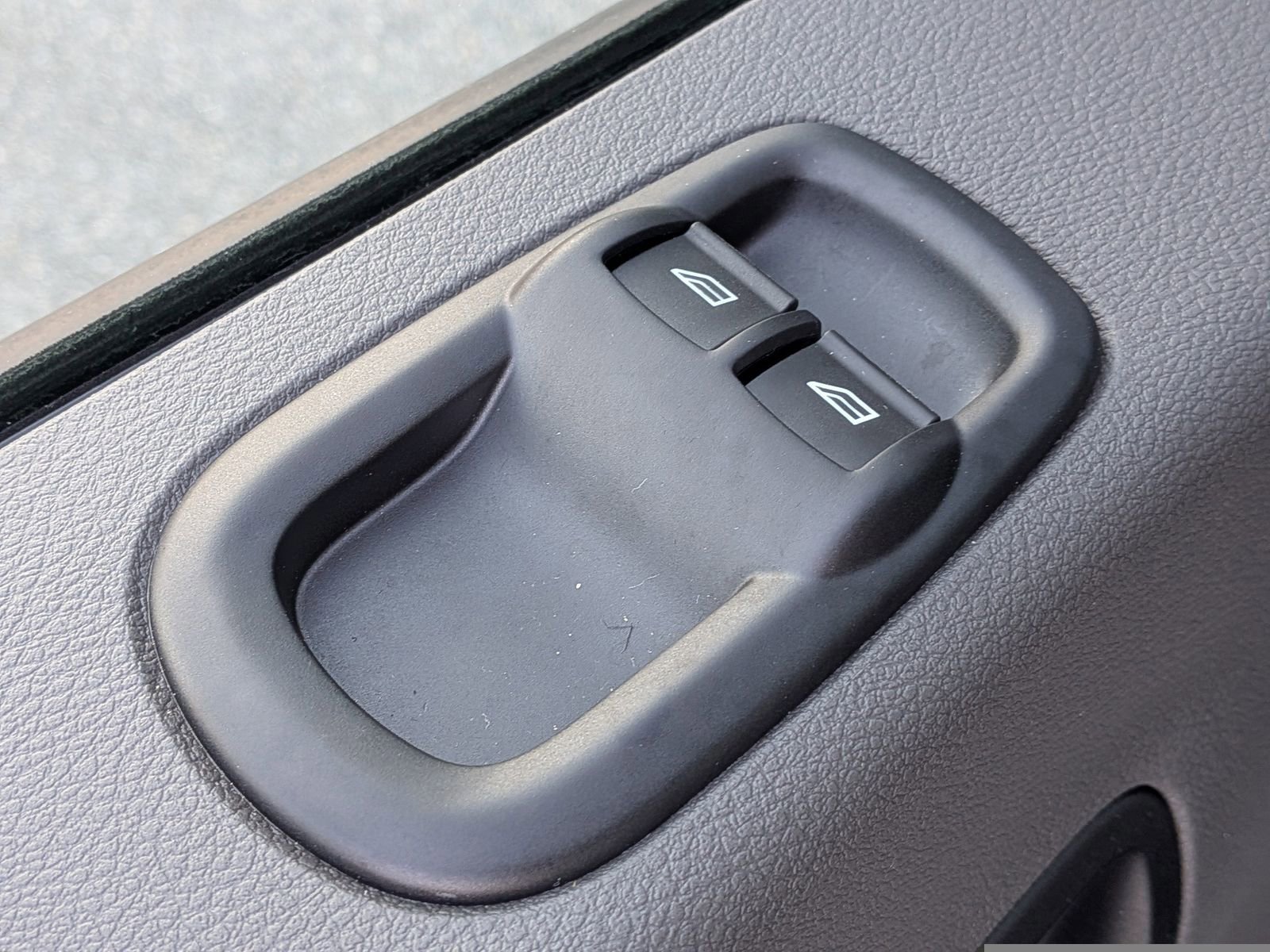 Certified 2025 Ford Transit 350 XL image 22