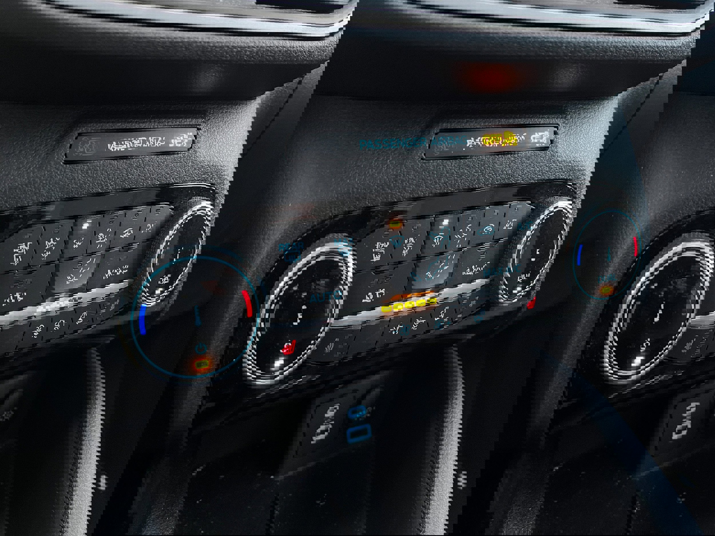 Certified 2022 Ford Escape SE w/ Convenience Package image 19