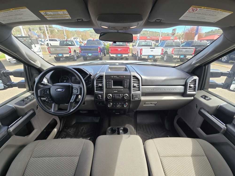 Certified 2018 Ford F250 XLT image 17