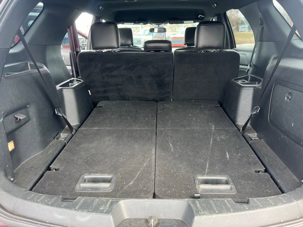 Certified 2018 Ford Explorer XLT w/ Equipment Group 202A image 20