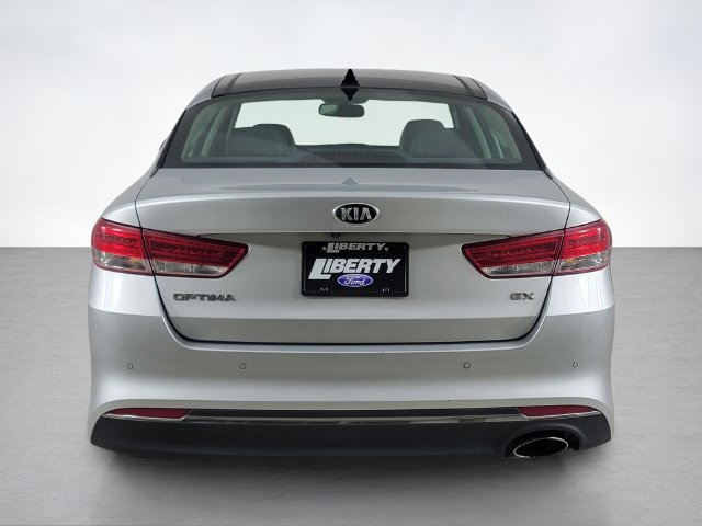 Used 2018 Kia Optima EX w/ Premium Package FWD image 4