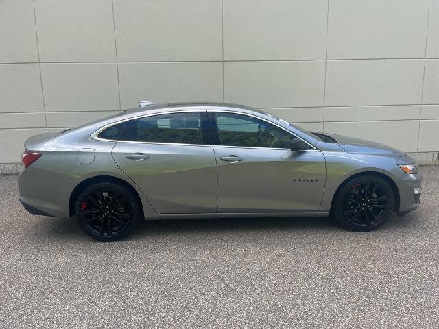 Used 2025 Chevrolet Malibu LT w/ Redline Edition image 2