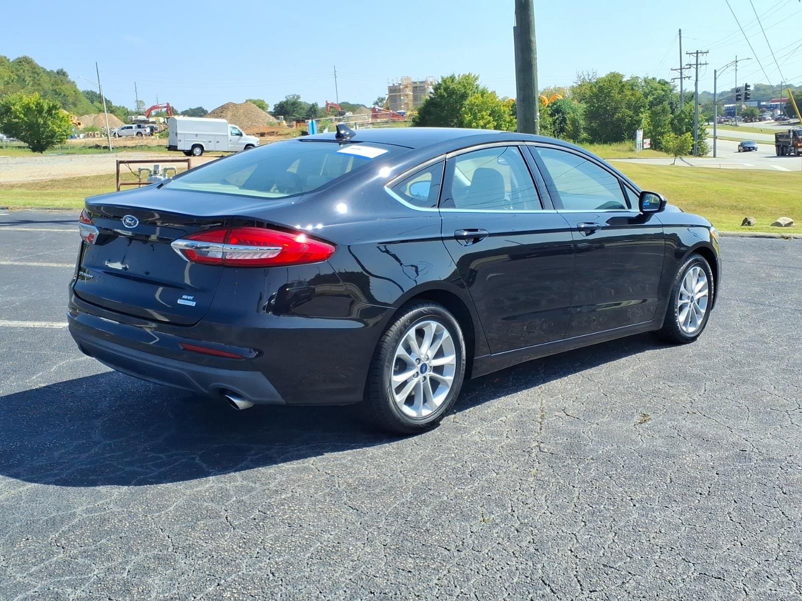 Certified 2020 Ford Fusion SE FWD image 8