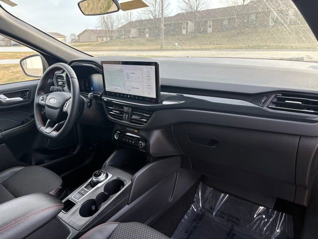 Certified 2024 Ford Escape ST-Line w/ Tech Pack #1 AWD/4WD image 18