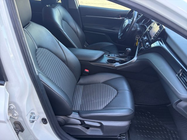 Used 2021 Toyota Camry SE AWD/4WD image 19
